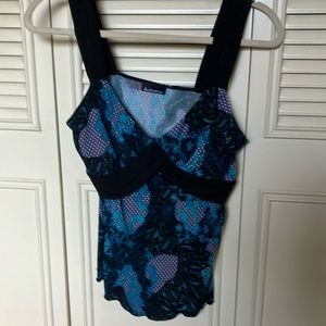 Blue on black, stunning!